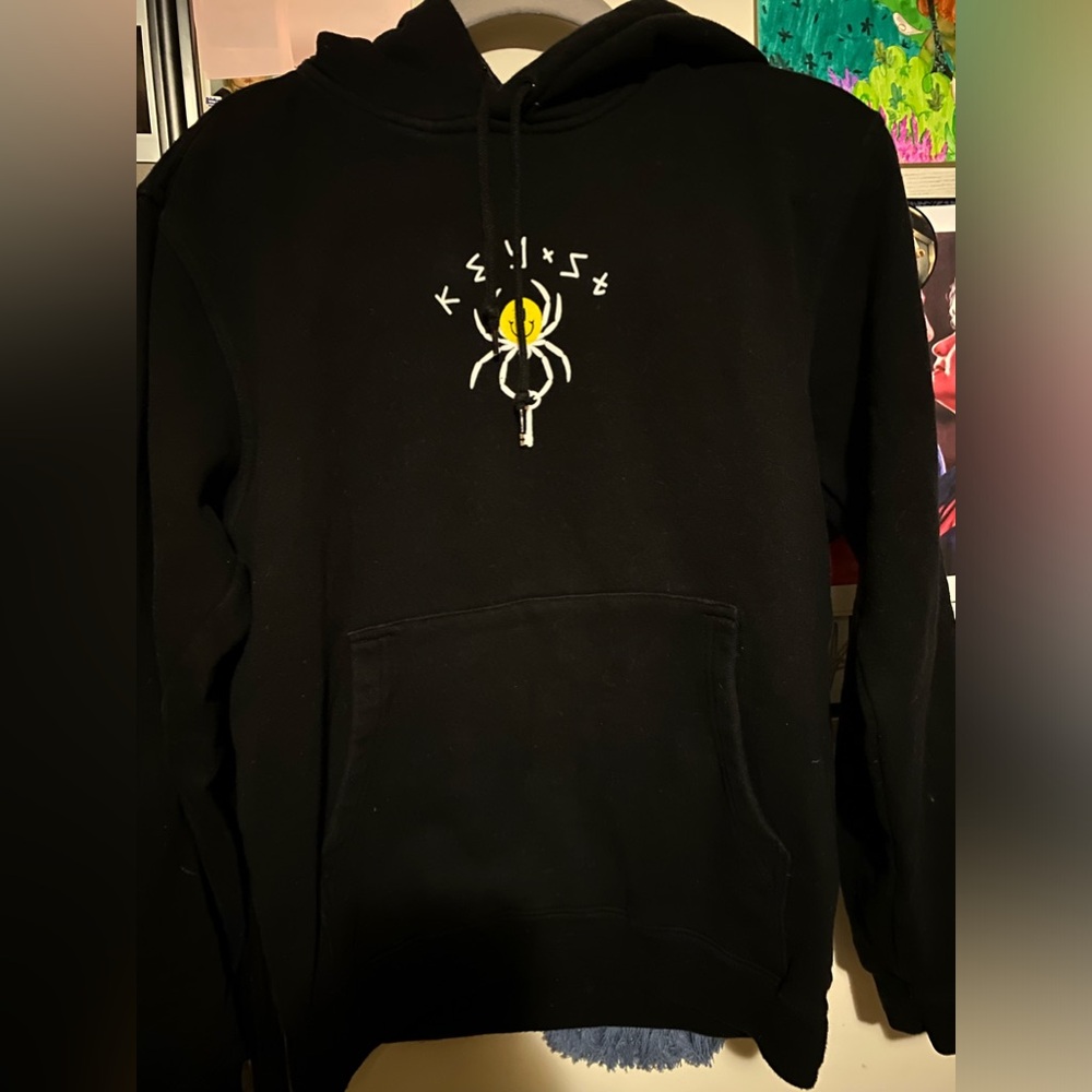 Key Street Size Small Hoodie- Spider design